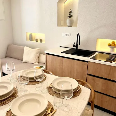 Almara Stone House - Authentic Stone House In Apartment *