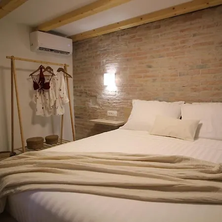 Almara Stone House - Authentic Stone House In Vis